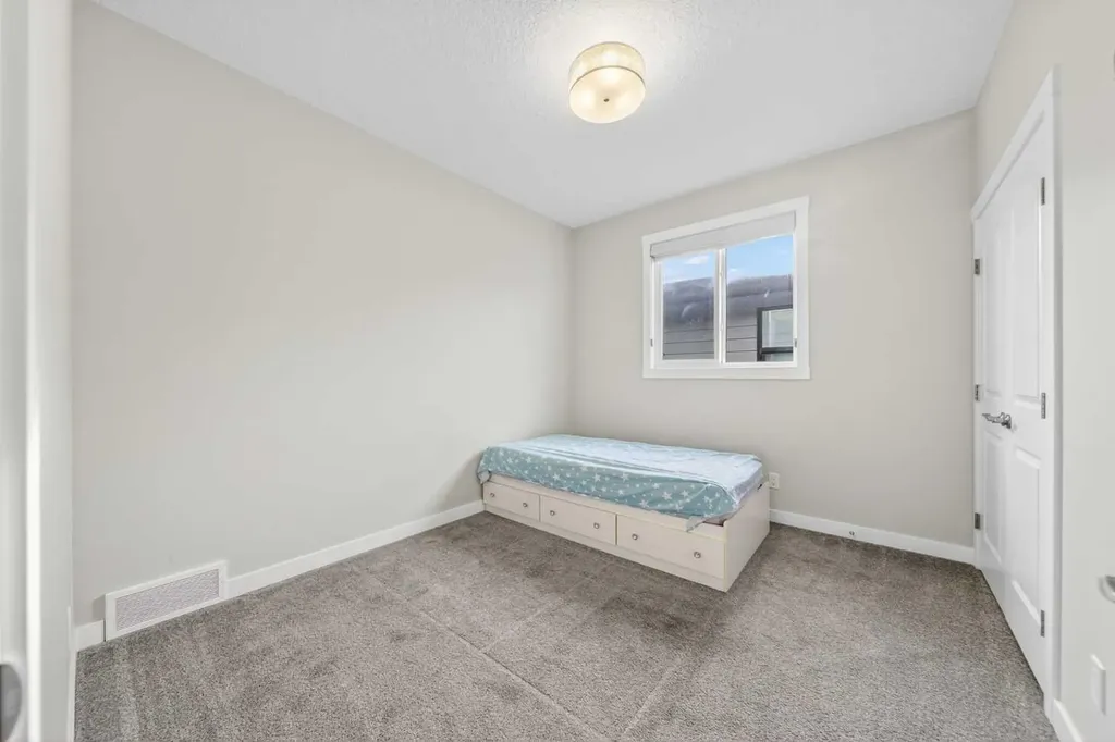 234 West Grove Point SW Calgary AB T3H 1Y7