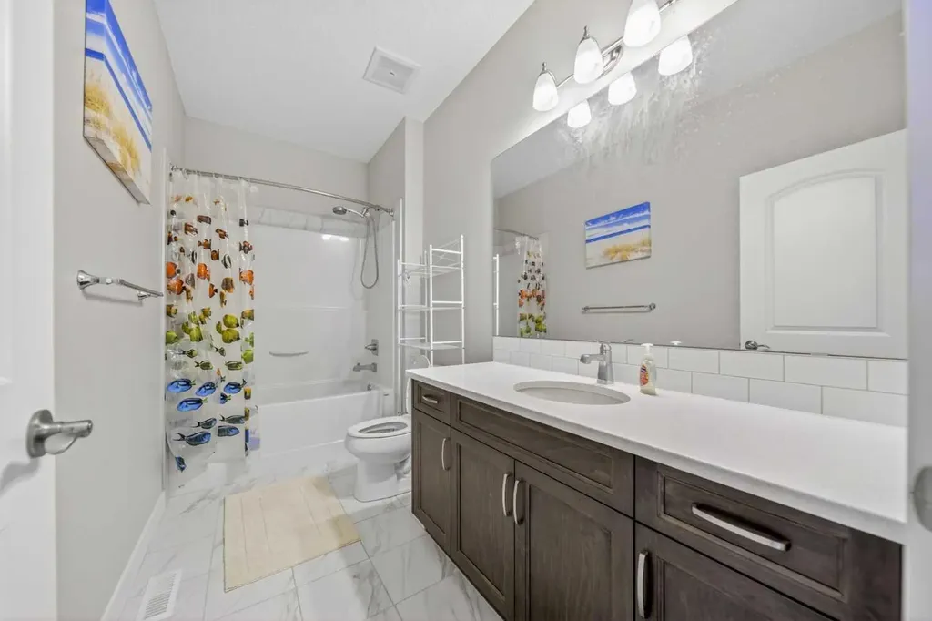 234 West Grove Point SW Calgary AB T3H 1Y7