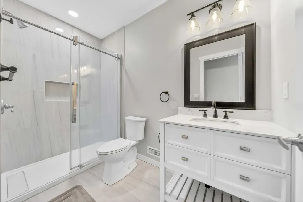 234 West Grove Point SW Calgary AB T3H 1Y7
