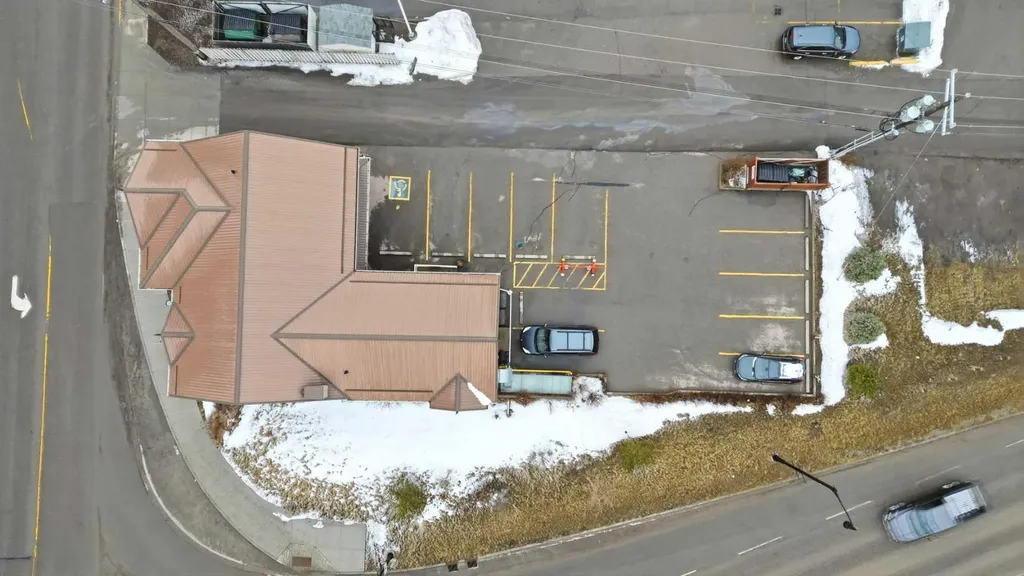 115 Fifth Avenue W Cochrane AB T4C 1B1