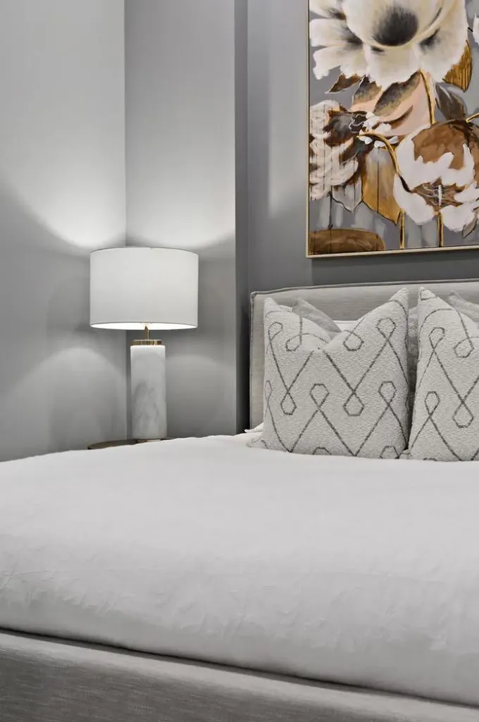 310 15 Avenue SW Calgary AB T2R 1S9