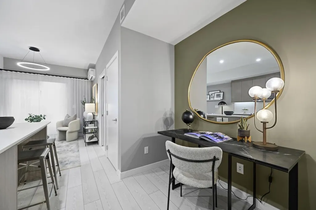 310 15 Avenue SW Calgary AB T2R 1S9