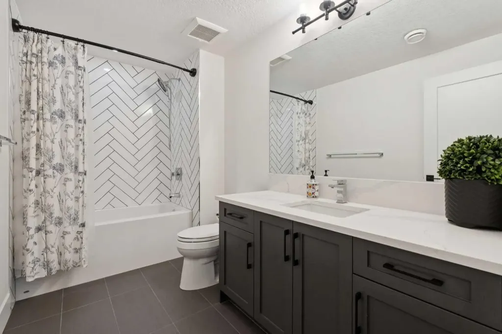 143 Aspen Summit Boulevard SW Calgary AB T3H 6B4