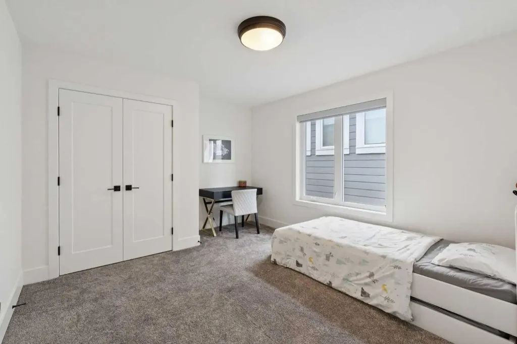 143 Aspen Summit Boulevard SW Calgary AB T3H 6B4