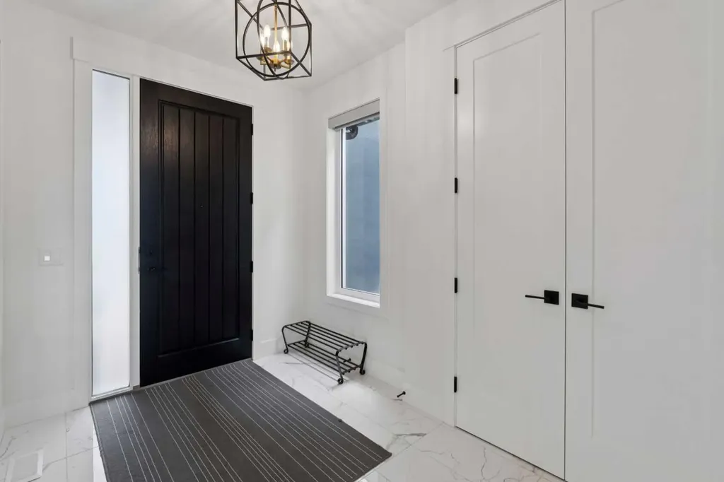 143 Aspen Summit Boulevard SW Calgary AB T3H 6B4