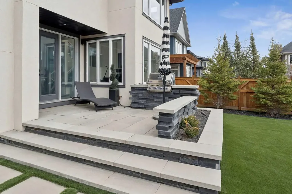 143 Aspen Summit Boulevard SW Calgary AB T3H 6B4