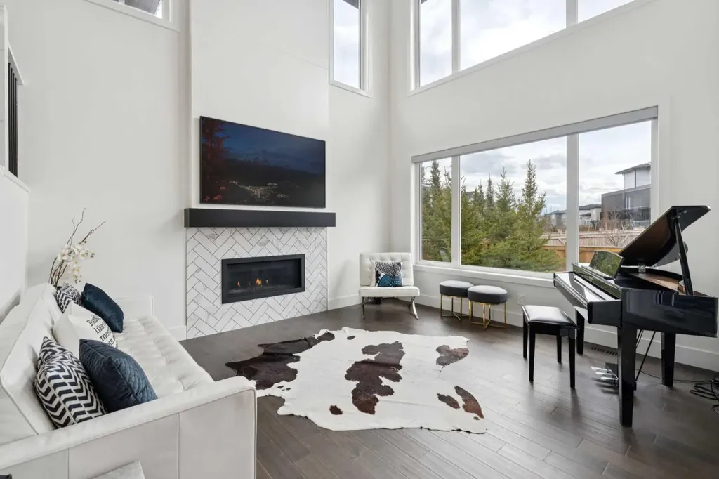 143 Aspen Summit Boulevard SW Calgary AB T3H 6B4