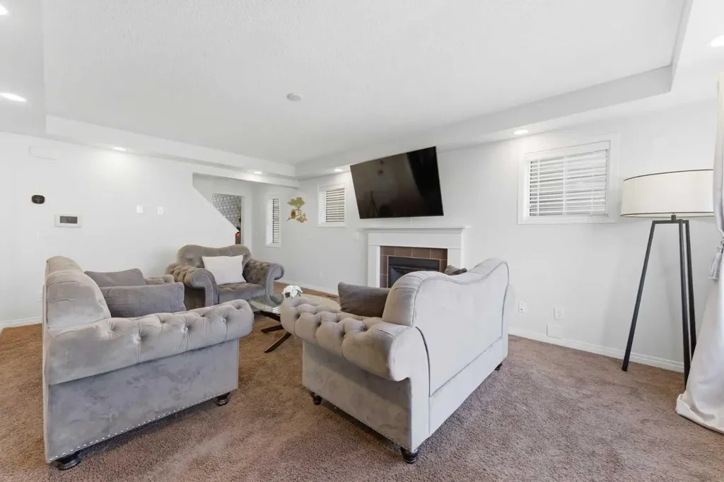 181 Windford Rise SW Airdrie AB T4B 3Z8