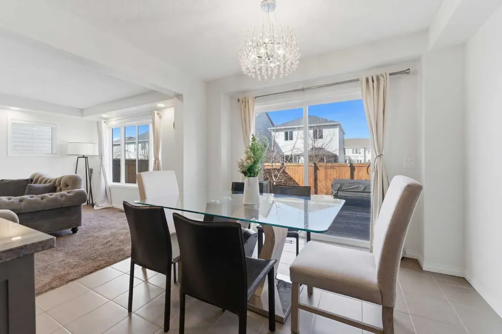 181 Windford Rise SW Airdrie AB T4B 3Z8