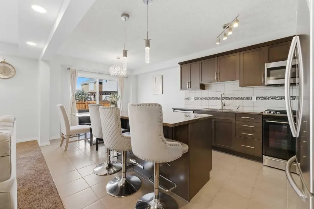 181 Windford Rise SW Airdrie AB T4B 3Z8