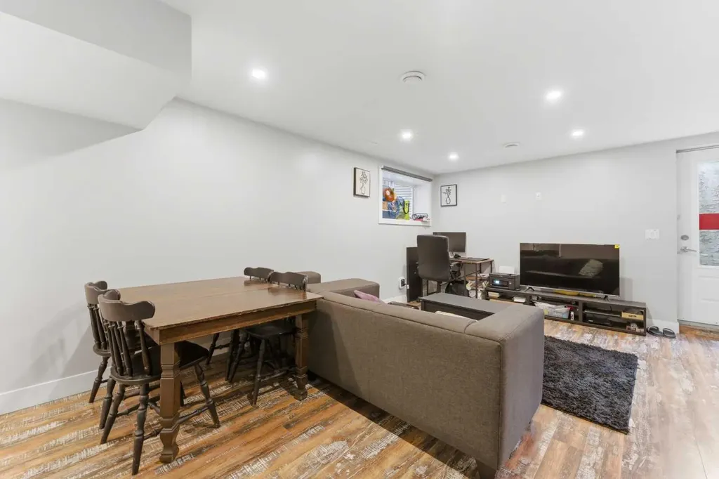 181 Windford Rise SW Airdrie AB T4B 3Z8