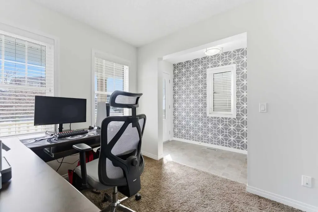 181 Windford Rise SW Airdrie AB T4B 3Z8