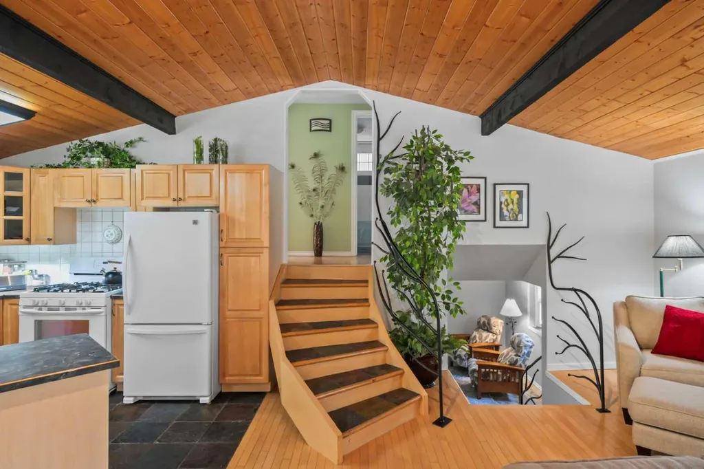 5417 Highway 579 Rural Mountain View County AB T0M 2E0