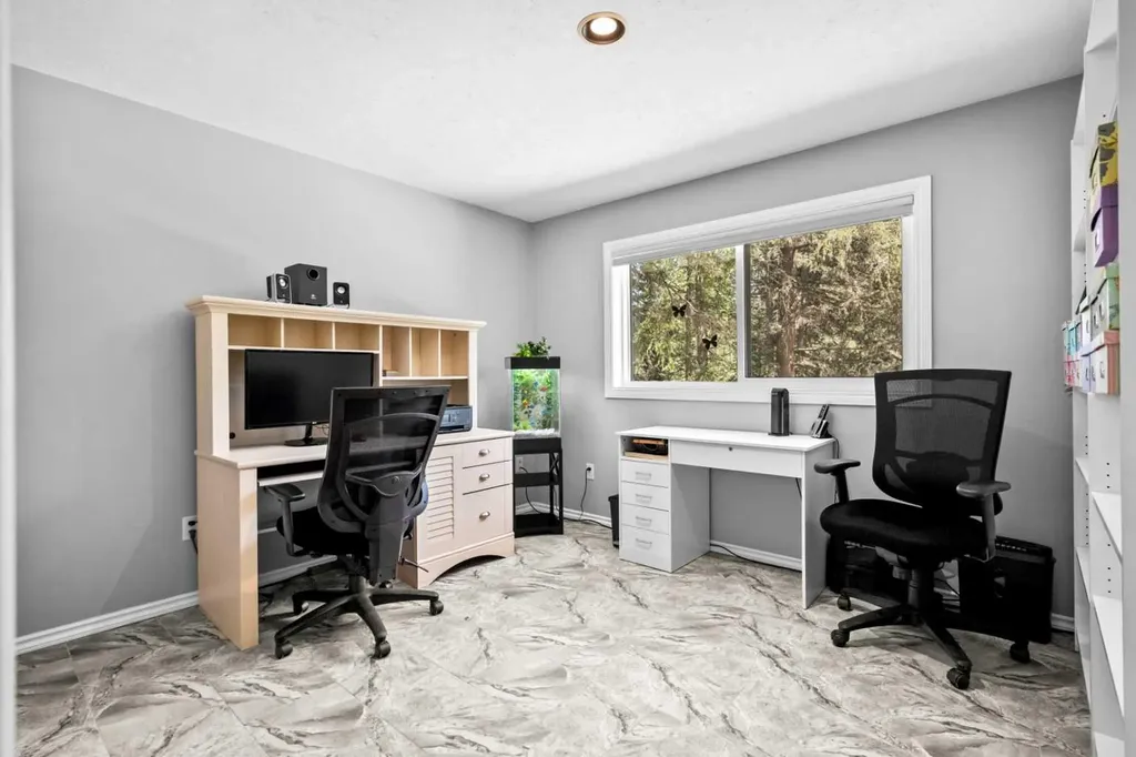 5417 Highway 579 Rural Mountain View County AB T0M 2E0