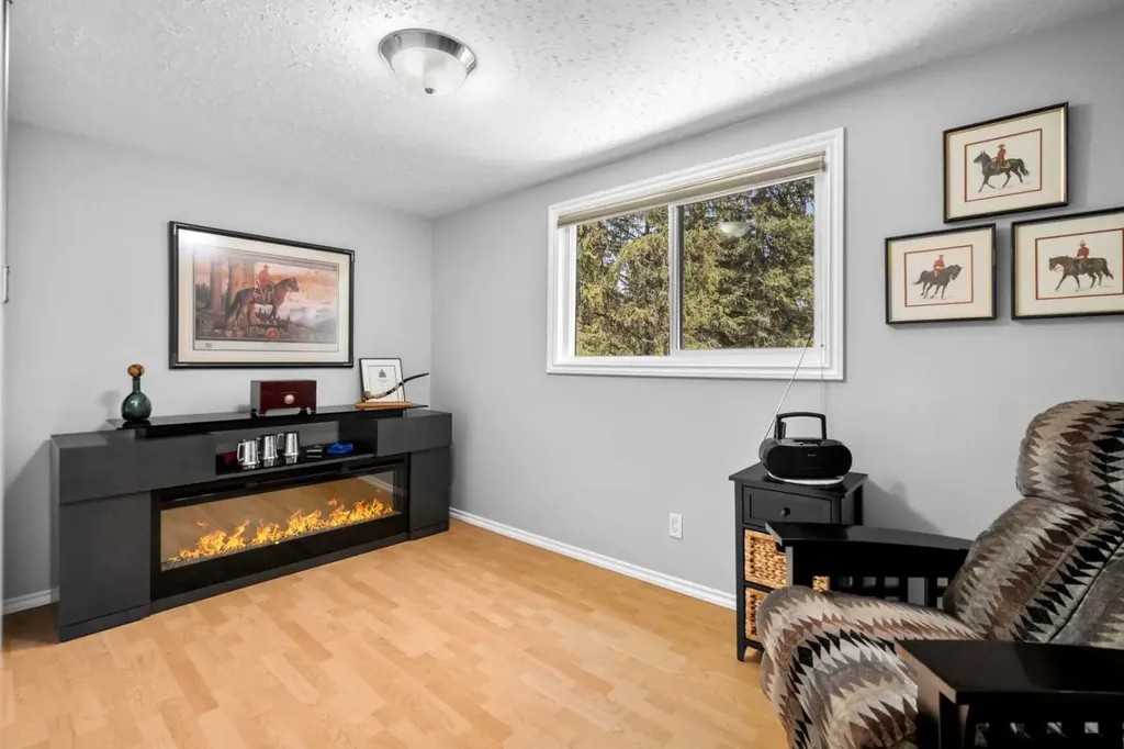 5417 Highway 579 Rural Mountain View County AB T0M 2E0