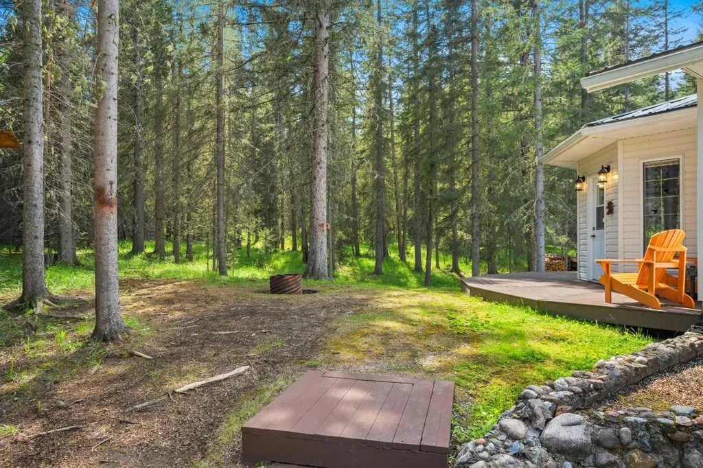 5417 Highway 579 Rural Mountain View County AB T0M 2E0