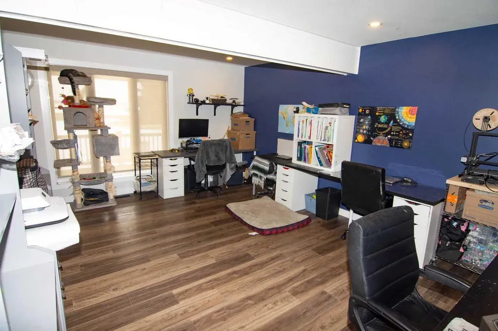 33233 Range Road 284 Rural Mountain View County AB T4H 1P2