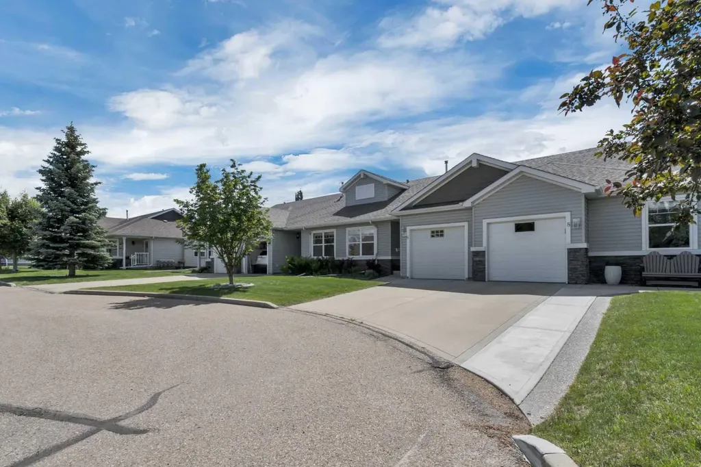 6 Jenkins Drive Red Deer AB T4P 3X1