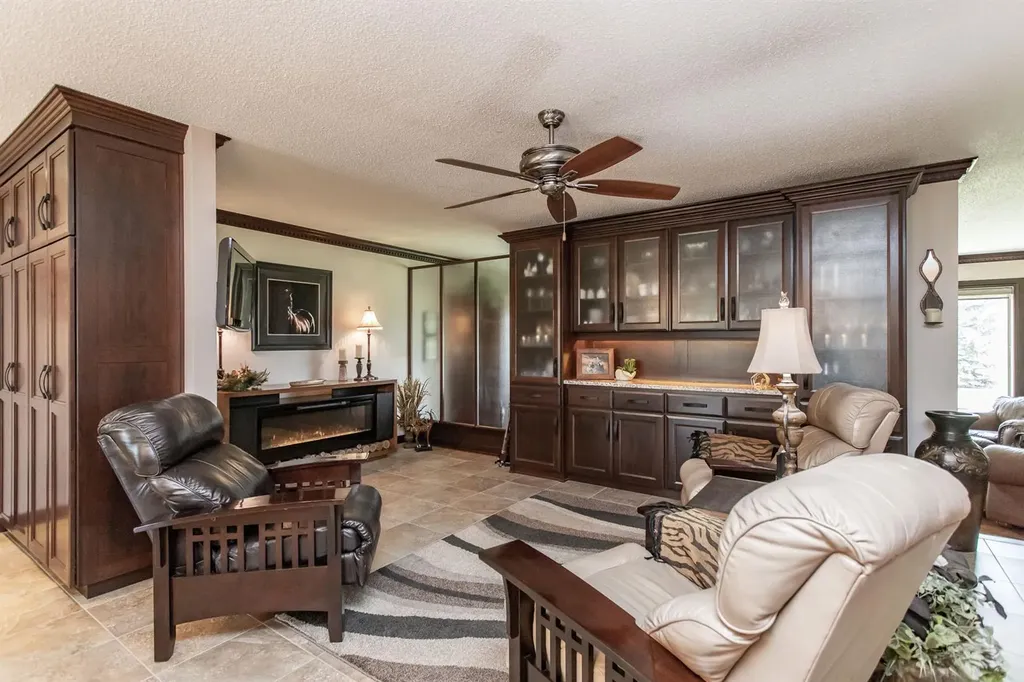 38212 Range Road 252 Rural Lacombe County AB T4L 2N2