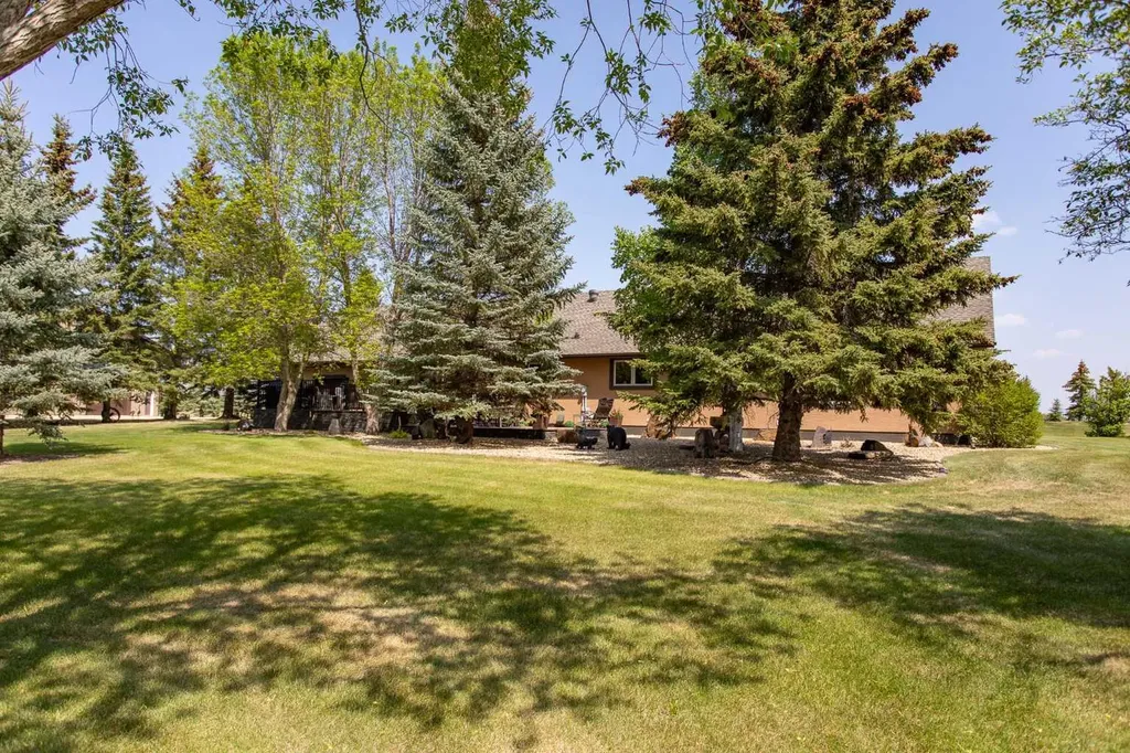 38212 Range Road 252 Rural Lacombe County AB T4L 2N2