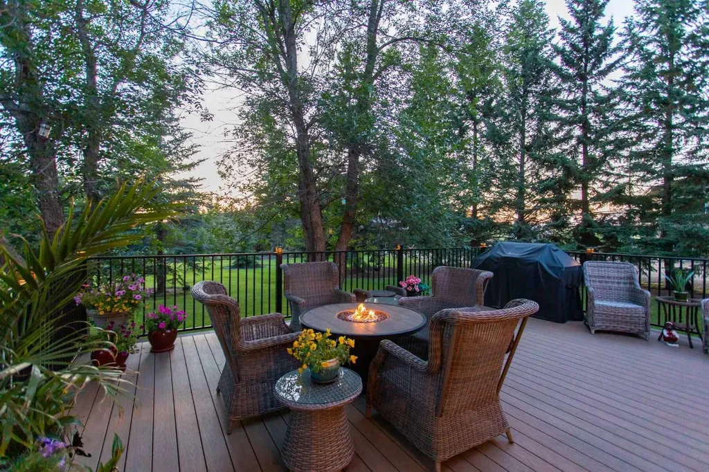 38212 Range Road 252 Rural Lacombe County AB T4L 2N2