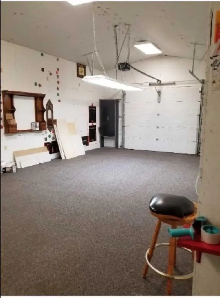 1817 1a Avenue N Lethbridge AB T1H 0A9