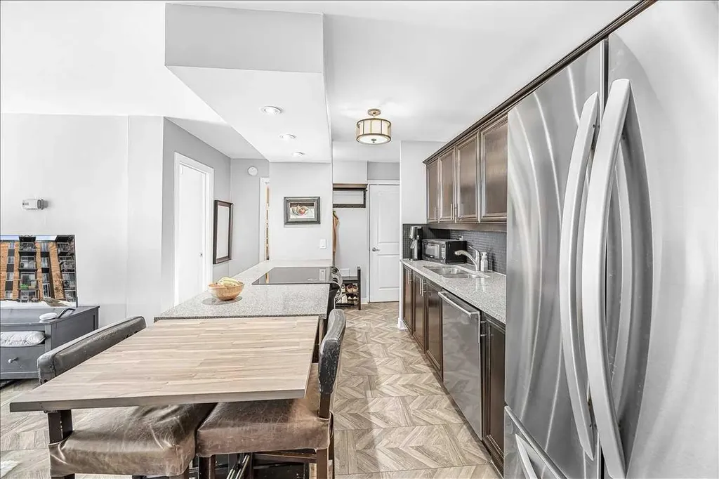 2020 11 Avenue SW Calgary AB T3C 0P1