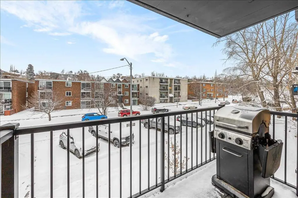 2020 11 Avenue SW Calgary AB T3C 0P1