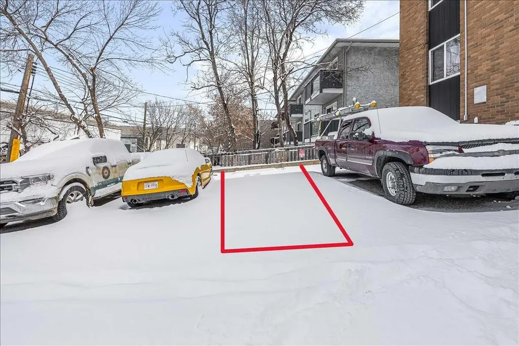 2020 11 Avenue SW Calgary AB T3C 0P1
