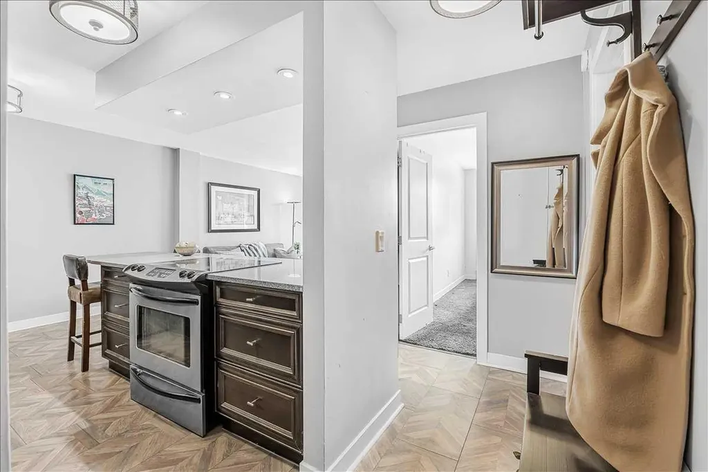 2020 11 Avenue SW Calgary AB T3C 0P1