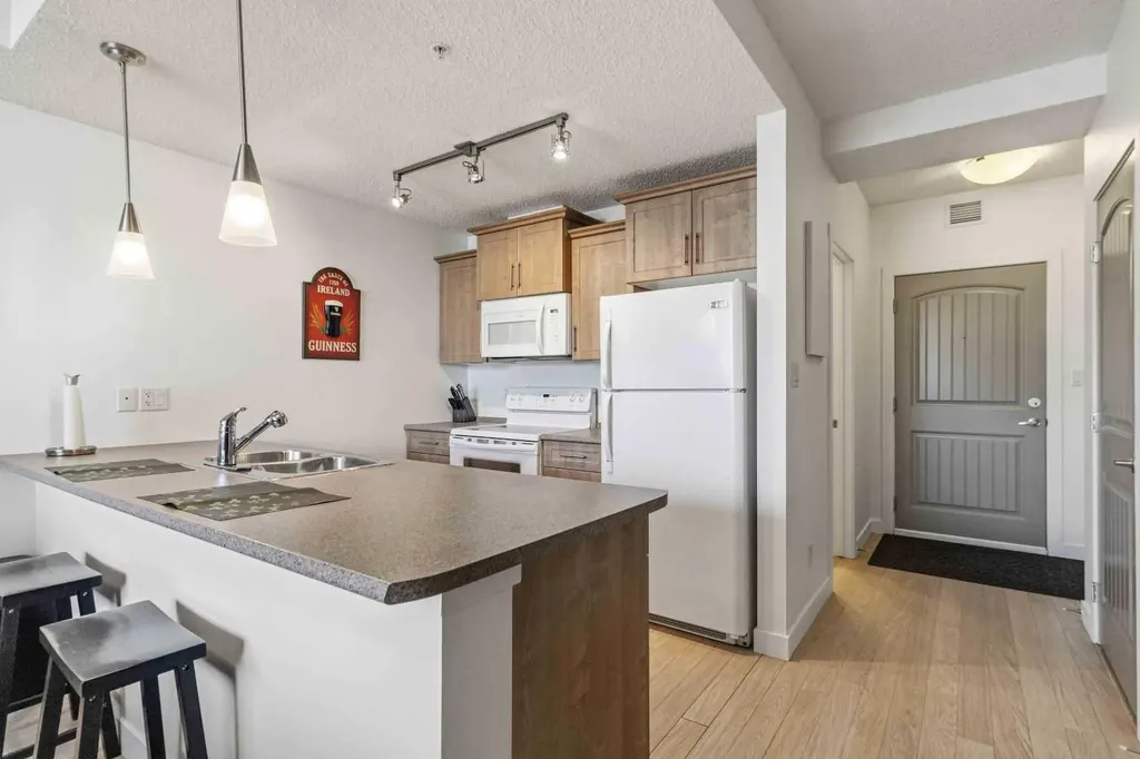 204 Sparrow Hawk Drive Fort Mcmurray AB T9K 0P1
