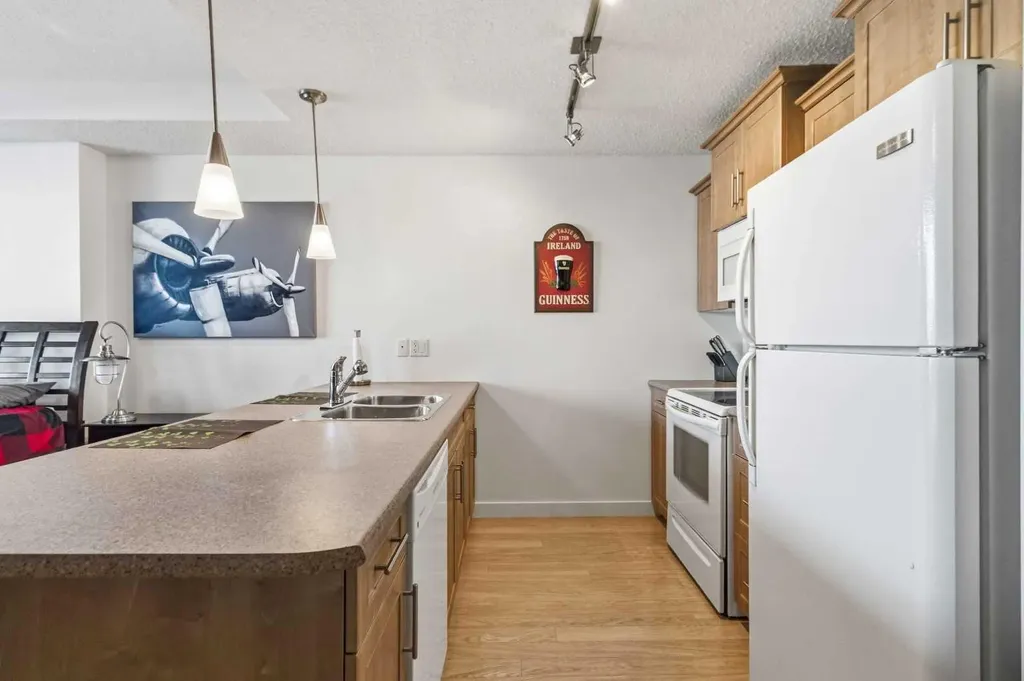 204 Sparrow Hawk Drive Fort Mcmurray AB T9K 0P1