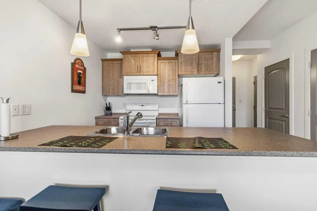 204 Sparrow Hawk Drive Fort Mcmurray AB T9K 0P1