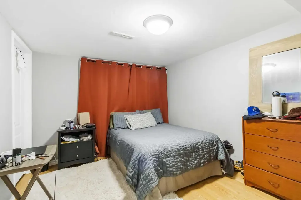 18 Clark Crescent Fort Mcmurray AB T9H 1M8
