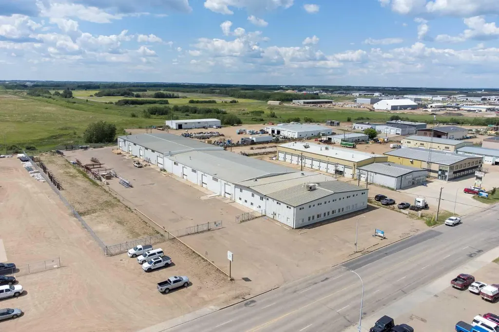 4604 62 Avenue Lloydminster AB T9V 2G2
