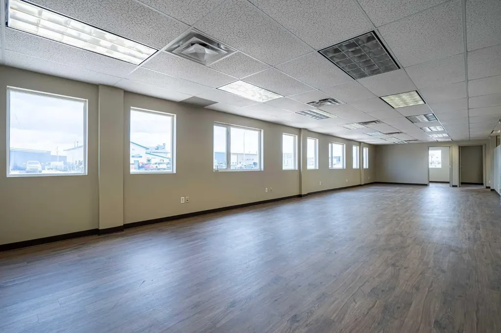 4604 62 Avenue Lloydminster AB T9V 2G2
