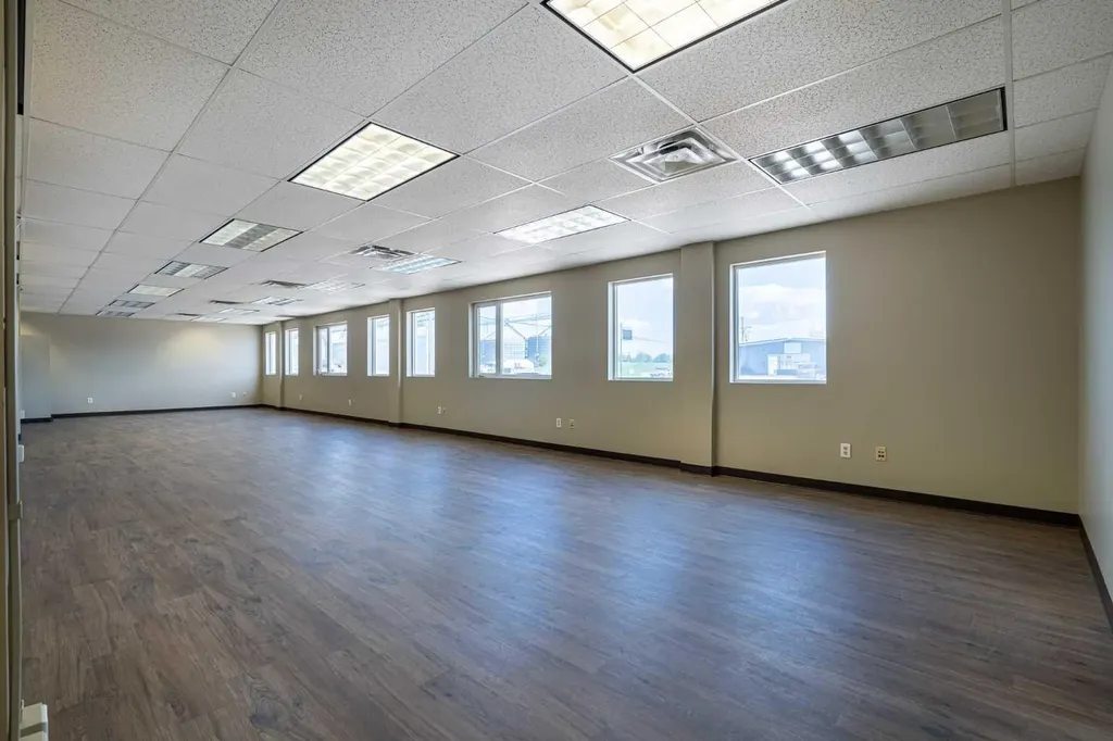 4604 62 Avenue Lloydminster AB T9V 2G2