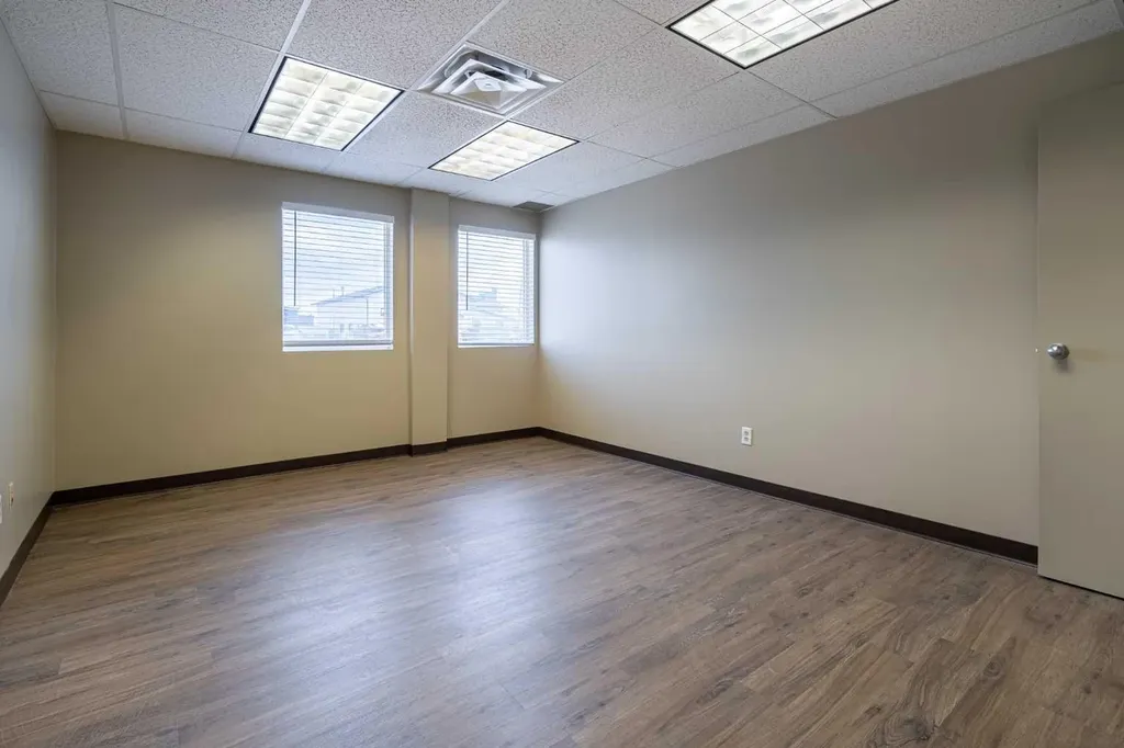 4604 62 Avenue Lloydminster AB T9V 2G2
