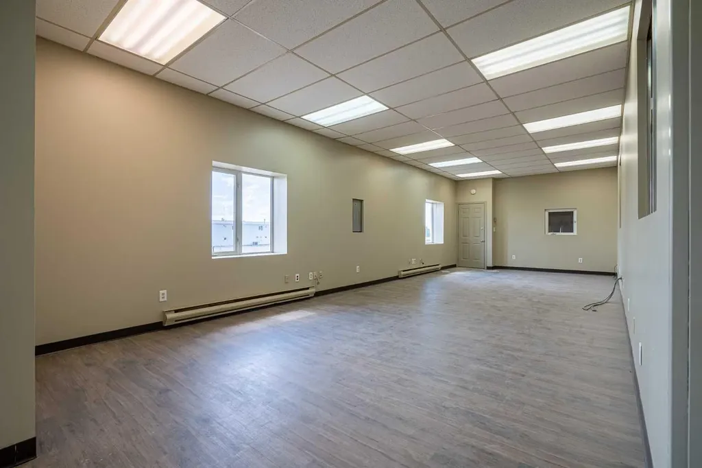 4604 62 Avenue Lloydminster AB T9V 2G2
