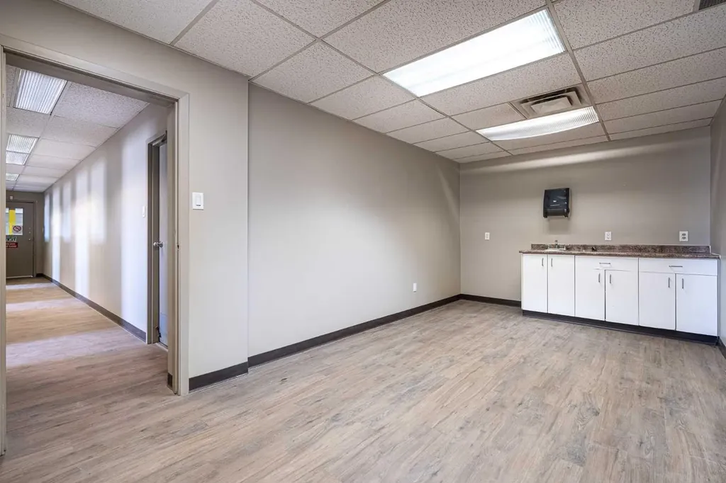 4604 62 Avenue Lloydminster AB T9V 2G2
