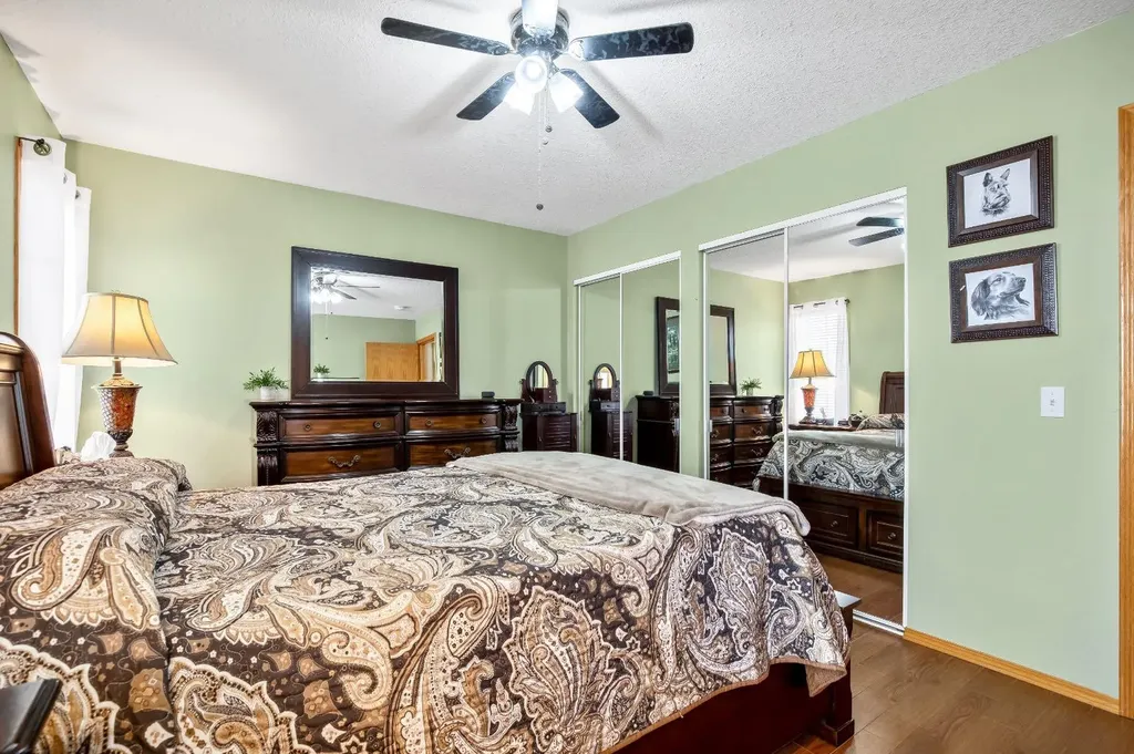 10 Madison Court Strathmore AB T1P1M5