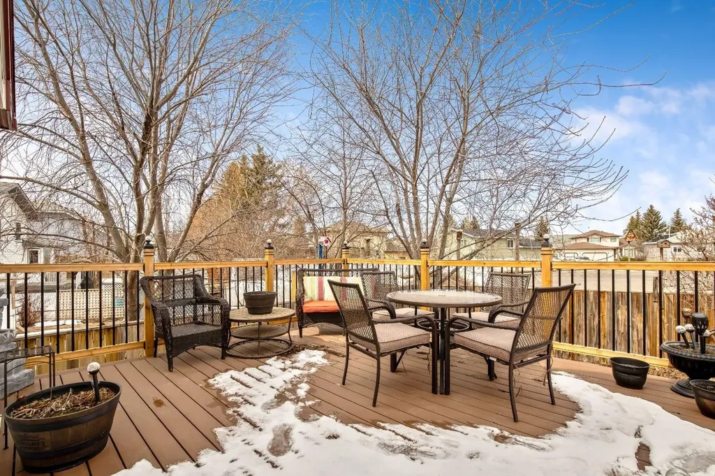 10 Madison Court Strathmore AB T1P1M5