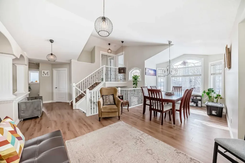 172 Sunset Heights Crossfield AB T0M0S0