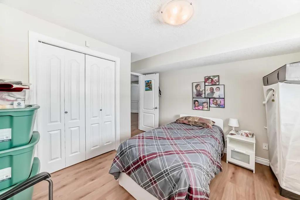172 Sunset Heights Crossfield AB T0M0S0