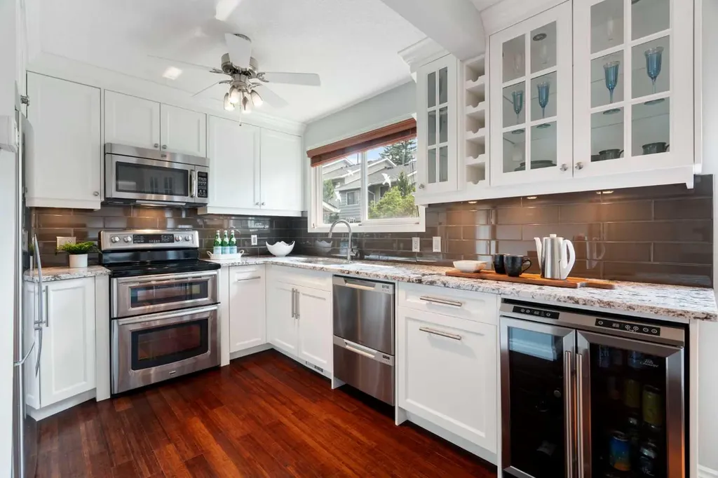 6915 Ranchview Drive NW Calgary AB T3G 1R8