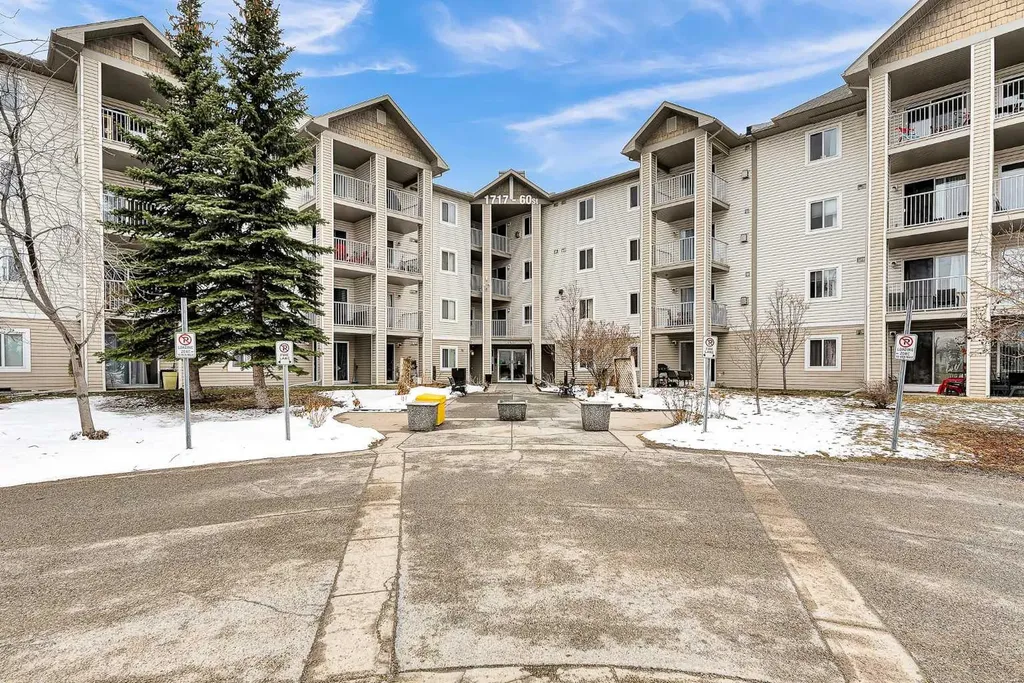 1717 60 Street SE Calgary AB T2A 7Y7