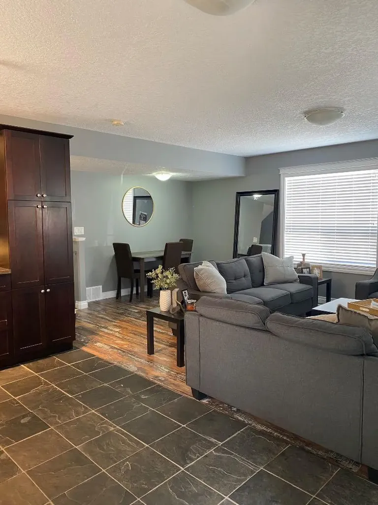 8453 102 Avenue Grande Prairie AB T8X 0N7