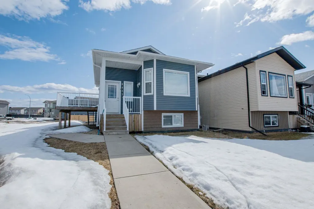 8453 102 Avenue Grande Prairie AB T8X 0N7