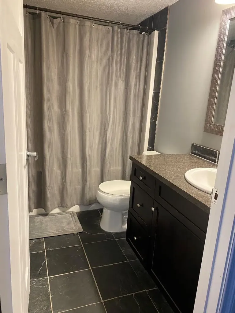 8453 102 Avenue Grande Prairie AB T8X 0N7