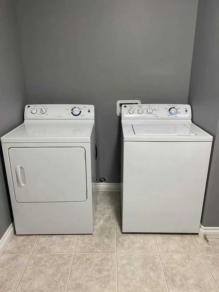 8453 102 Avenue Grande Prairie AB T8X 0N7